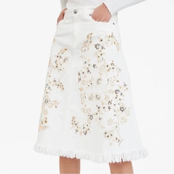 - Zara the western skirt white denim floral bead design fringe hem NEW w… - Picture 2 of 10
